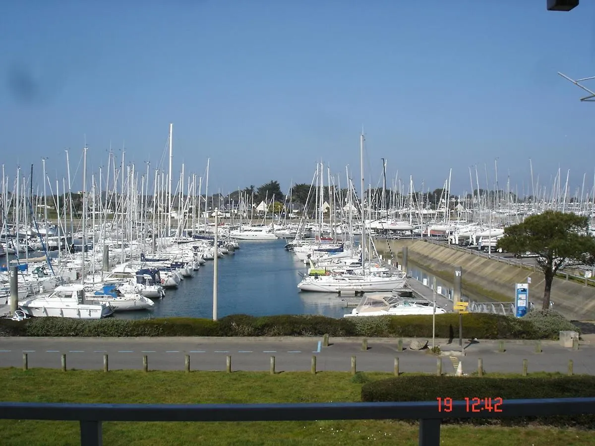 Ref 060 Appartement Pour Quatre Personnes Residence Avec Piscine Vue Port Crouesty Arzon 0*,  France