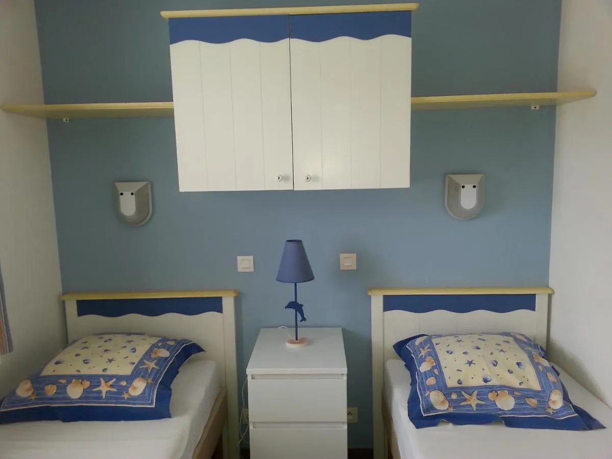 아파트 Ref 060 Appartement Pour Quatre Personnes Residence Avec Piscine Vue Port Crouesty 아르종 프랑스